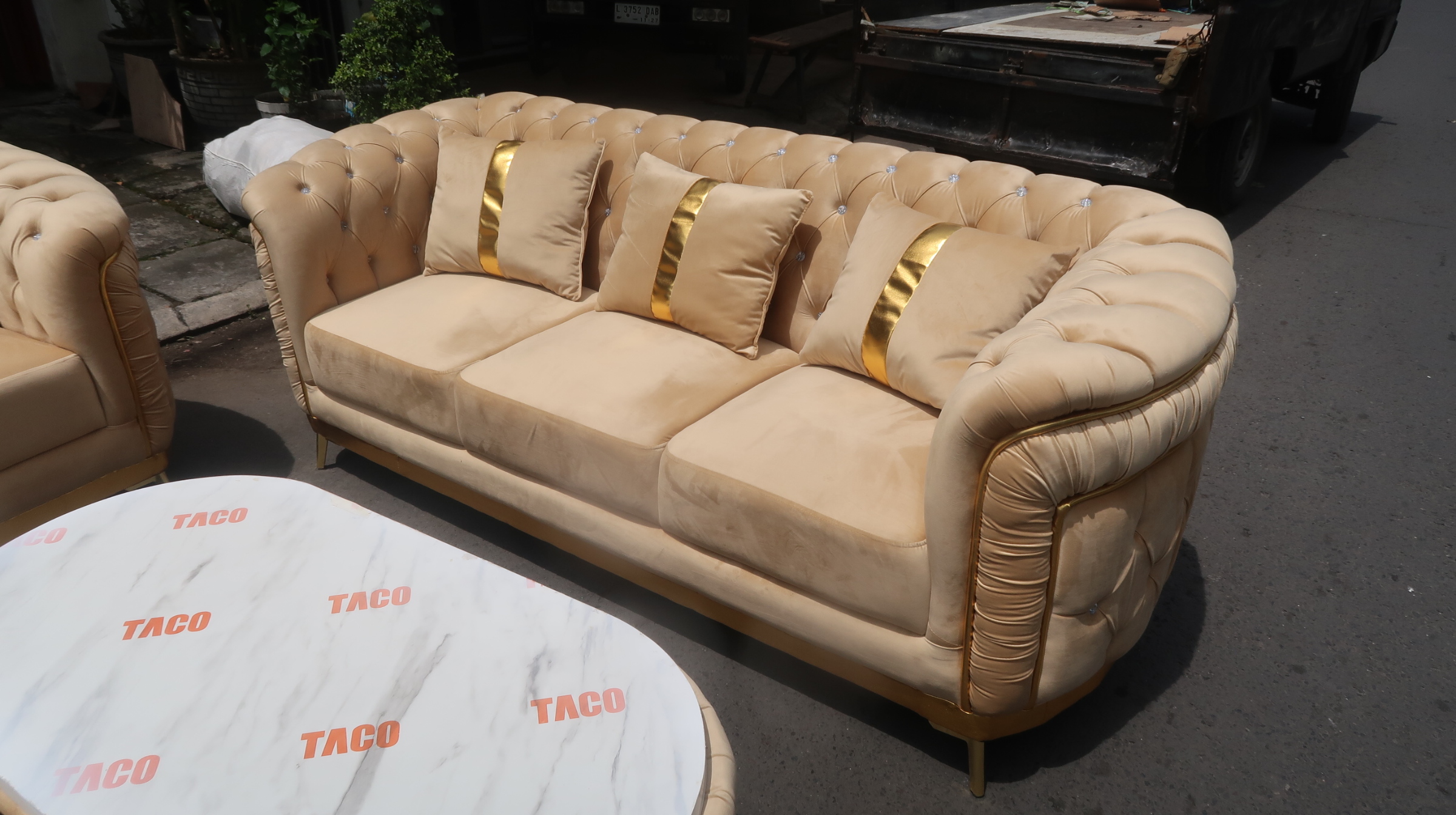 Dava 3 Seater - Sofa Surabaya - Rizky Mebel Dava 3 Seater - Sofa Surabaya - Rizky Mebel